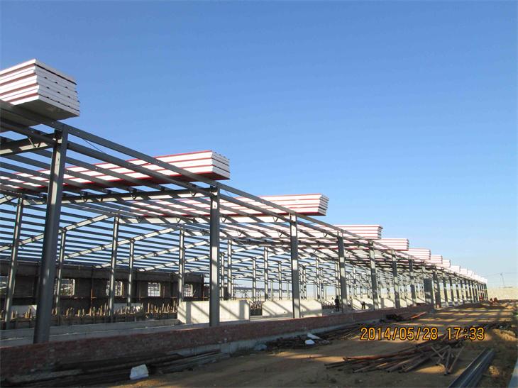 プレハブ鋼構造牛舎建設